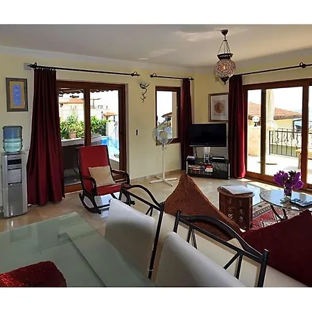 Sleeps 12 Pool Air Con קלקן