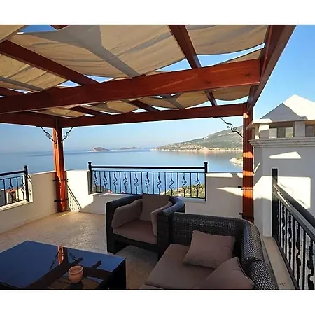 Sleeps 12 Pool Air Con *